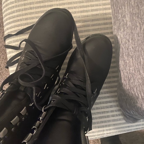 Mia Black Boots Sz 9 - Picture 4 of 5